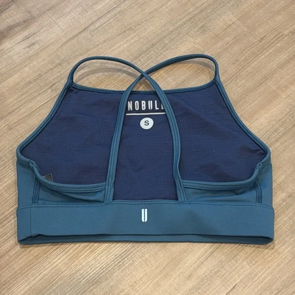 NOBULL Matte High-Neck Sports Bra - Picture 4 of 5